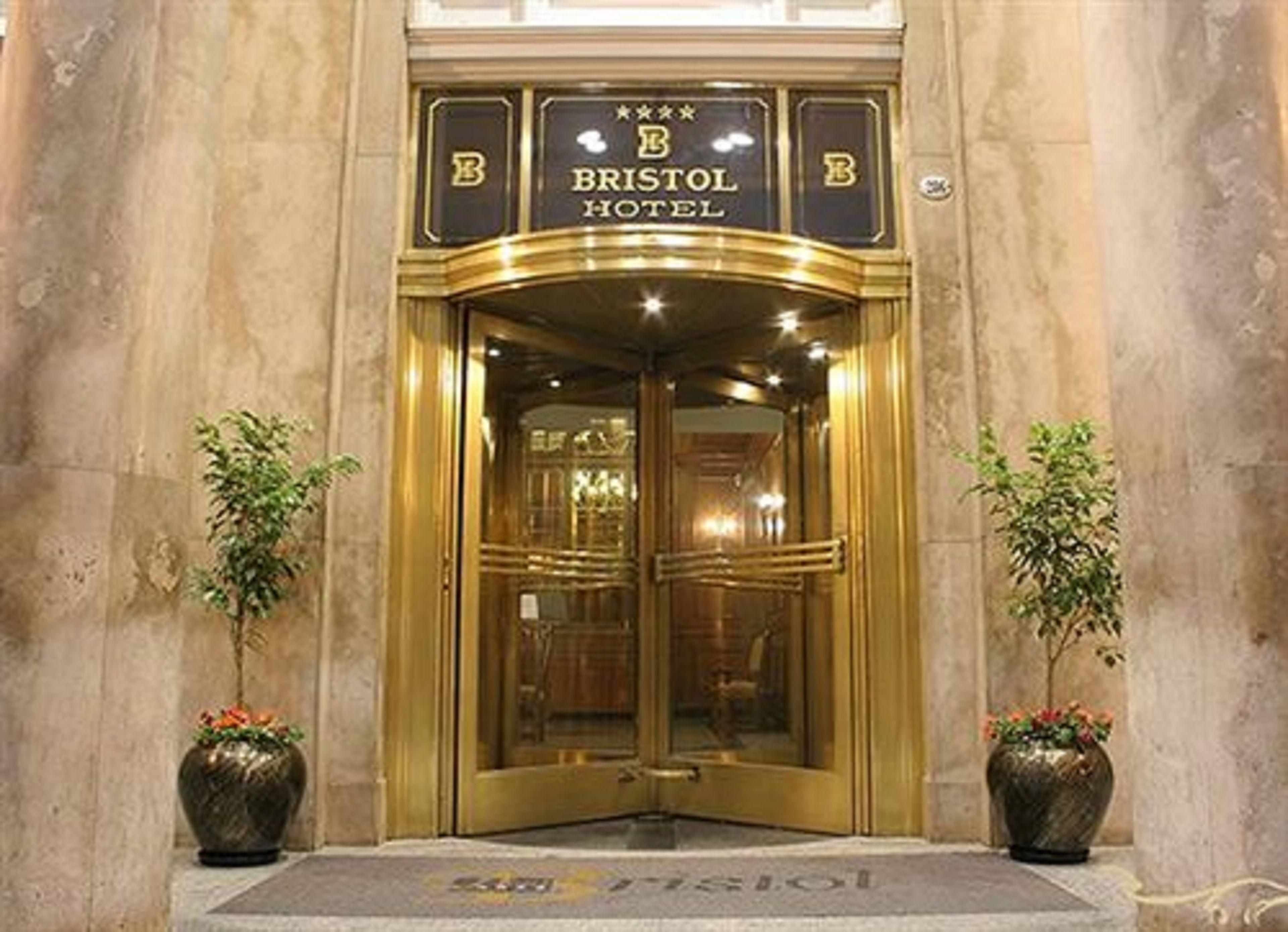 Bristol Hotel — Photos 2